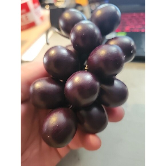 Vintage Purple Lucite Grape Cluster 60s70s MCM Retro Decor - Picture 5 of 9